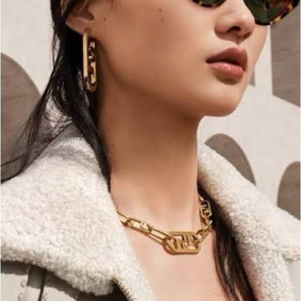 Authentic Fendi FF O’Lock Choker Necklace Gold RETIRED